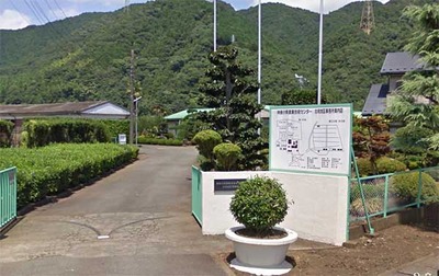 神奈川県農業技術センター北相地区事務所入り口